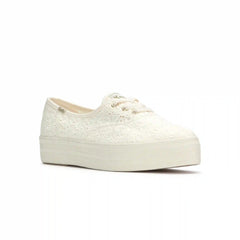 Point Festival Eyelet Lace-Up