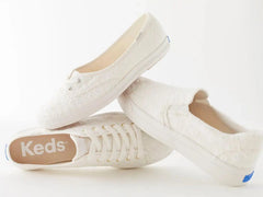 The Mini Daisy Eyelet Slip-On